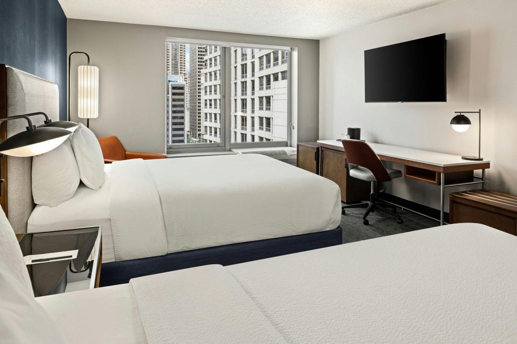 Courtyard By Marriott Chicago Downtown/River North Экстерьер фото